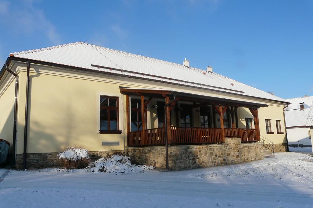 Penzion U Rudolfů Vlasenice Exterior foto